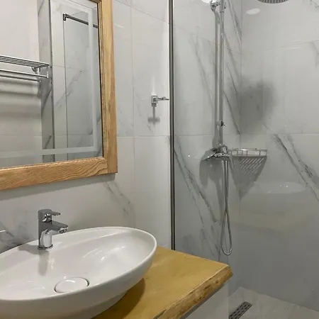 Adria 4* Golem (Tirana)